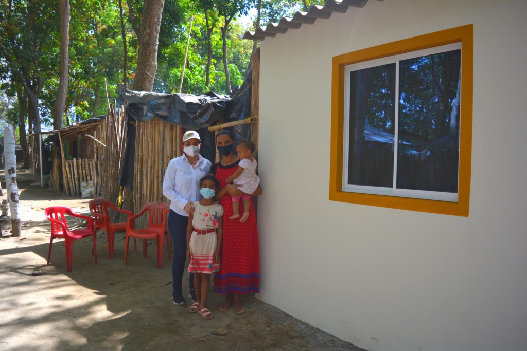 Vivienda intervenida por el programa "Construyendo Sueños" en la Zona Bananera, liderado por la Fundación Banasan.